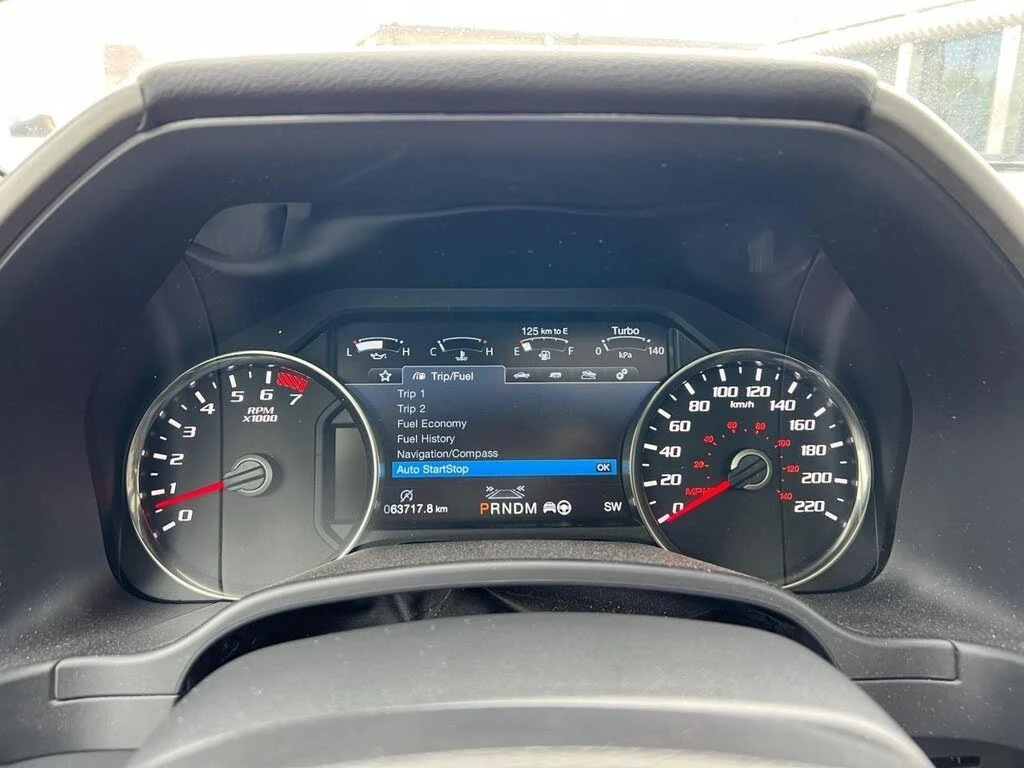 Ford Raptor SuperCrew 4WD * АвтоКредит* (ЦЕНА ДО БГ), снимка 14 - Автомобили и джипове - 54116837