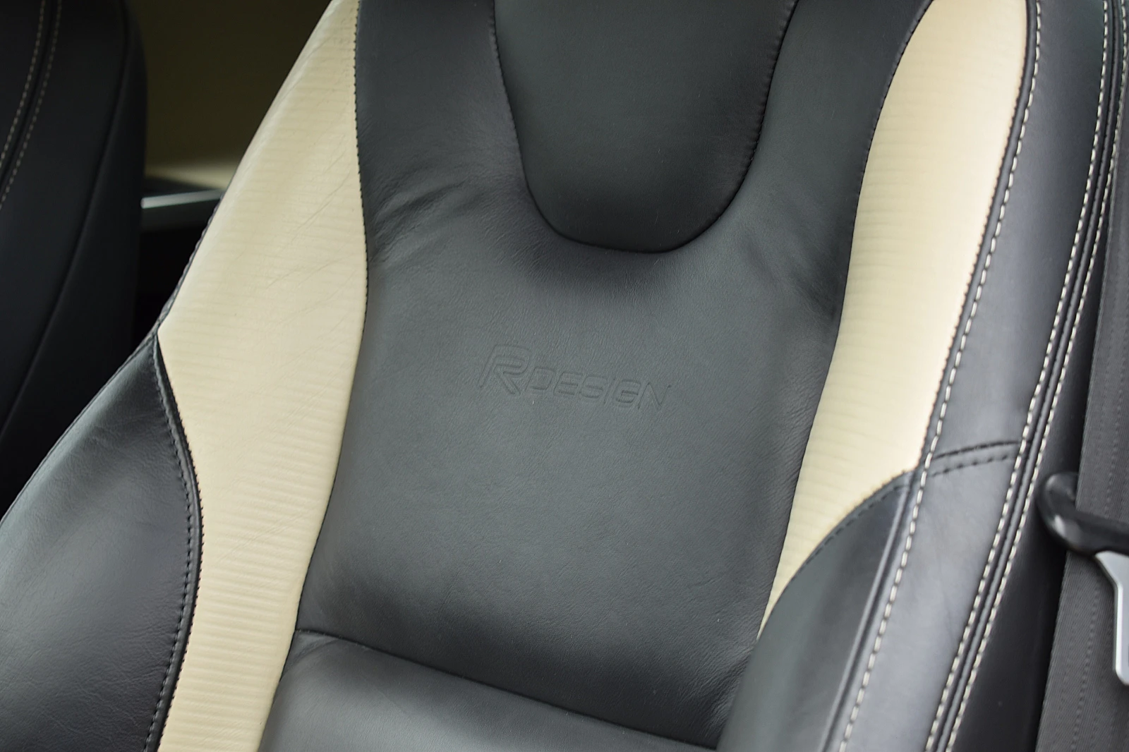 Volvo XC60 2.4/R-DESIGN/D5/215�.�/���������-LUX | Mobile.bg � ����������� 12