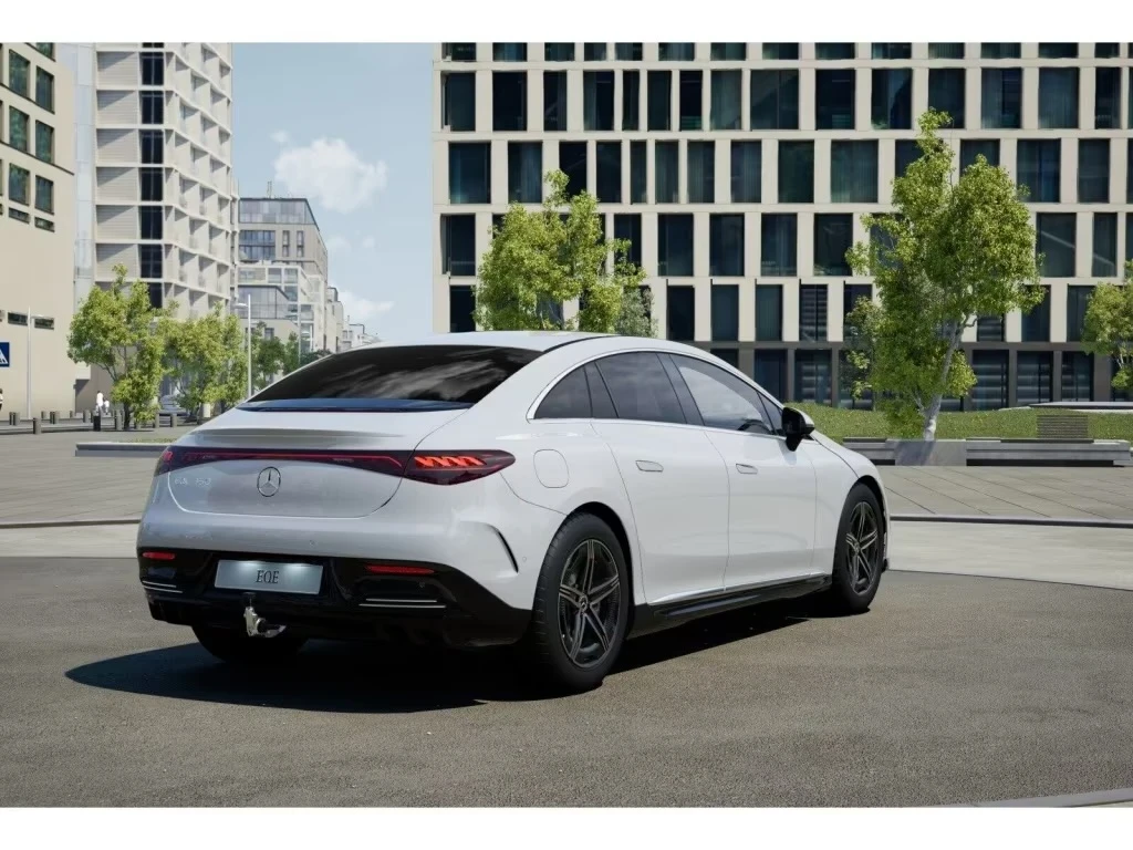 Mercedes-Benz EQE 350 AMG Premium 360 Dig.Light DIST Burmest WinterP, снимка 3 - Автомобили и джипове - 55385050