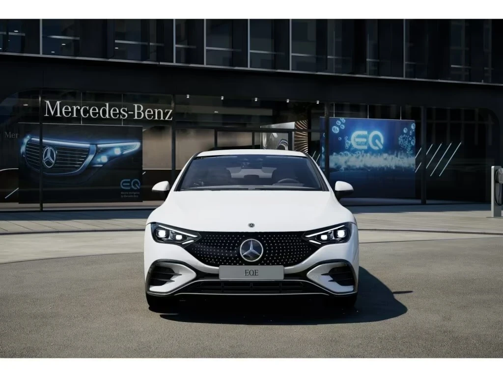 Mercedes-Benz EQE 350 AMG Premium 360 Dig.Light DIST Burmest WinterP, снимка 2 - Автомобили и джипове - 55385050