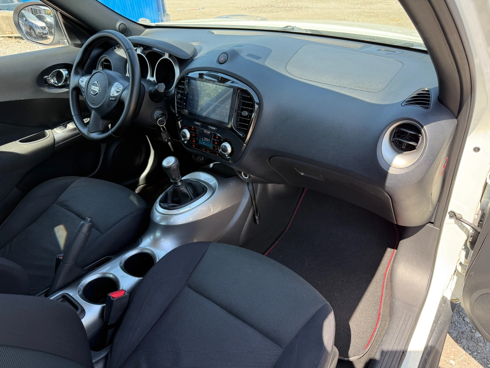 Nissan Juke 1.5 DCI НАВИГАЦИЯ КЛИМАТРОНИК TOP!!!, снимка 14 - Автомобили и джипове - 55201036
