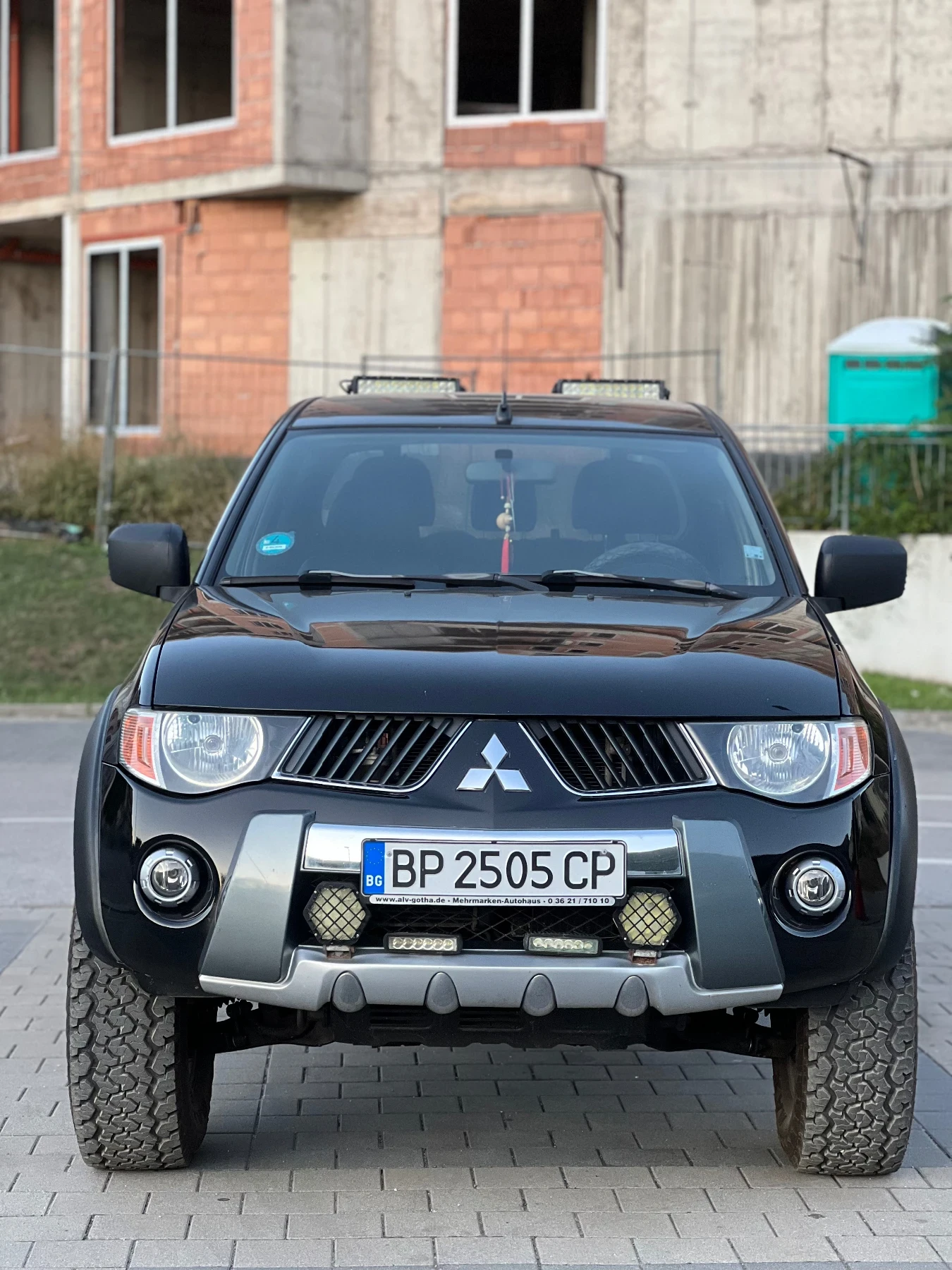 Mitsubishi L200 2, 5D, снимка 2 - Автомобили и джипове - 55943680