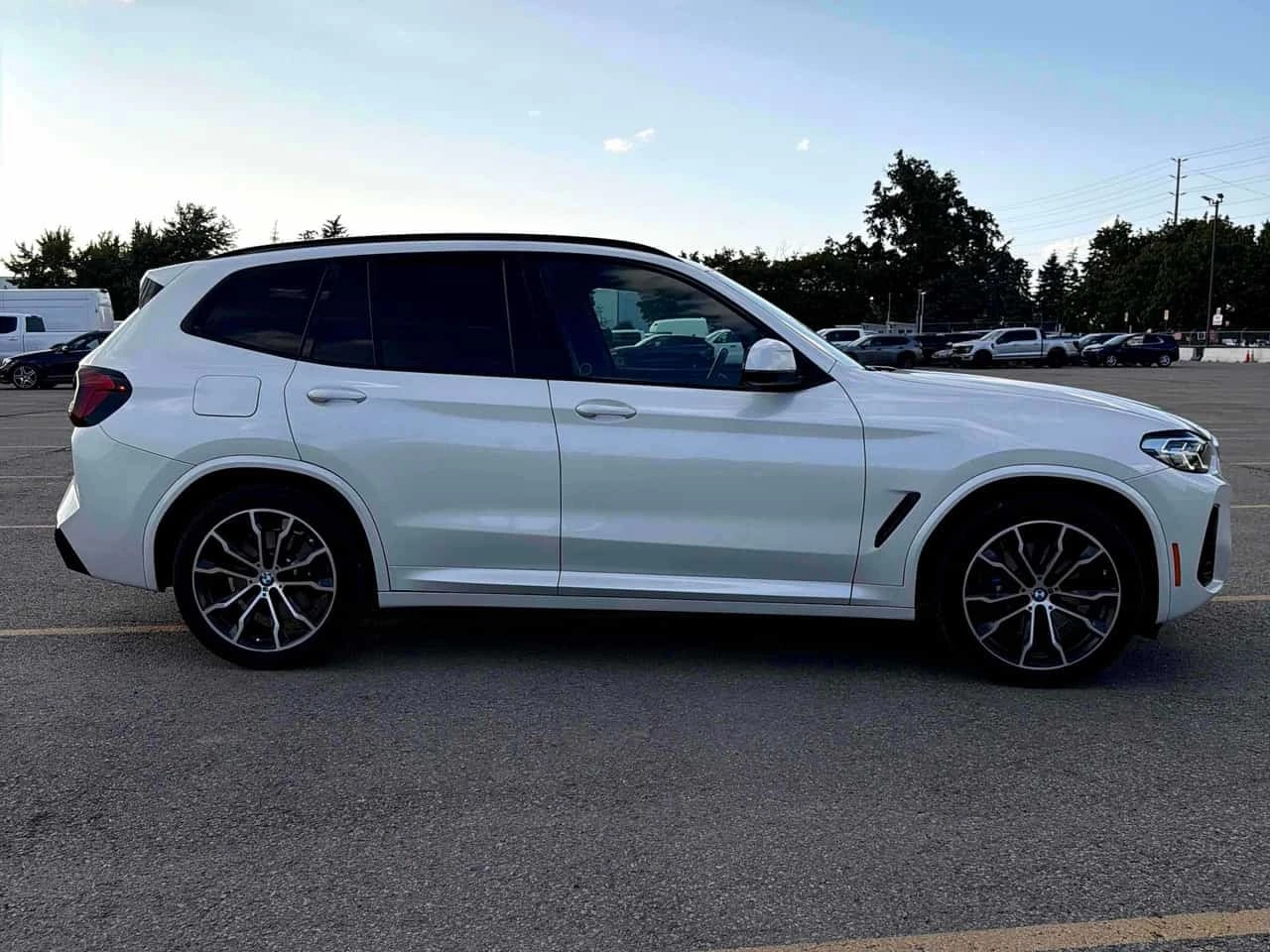 BMW X3 * xDrive30i* АВТОКРЕДИТ БЕЗ ПЪРВОНАЧАЛНА ВНОСКА* , снимка 3 - Автомобили и джипове - 55747124