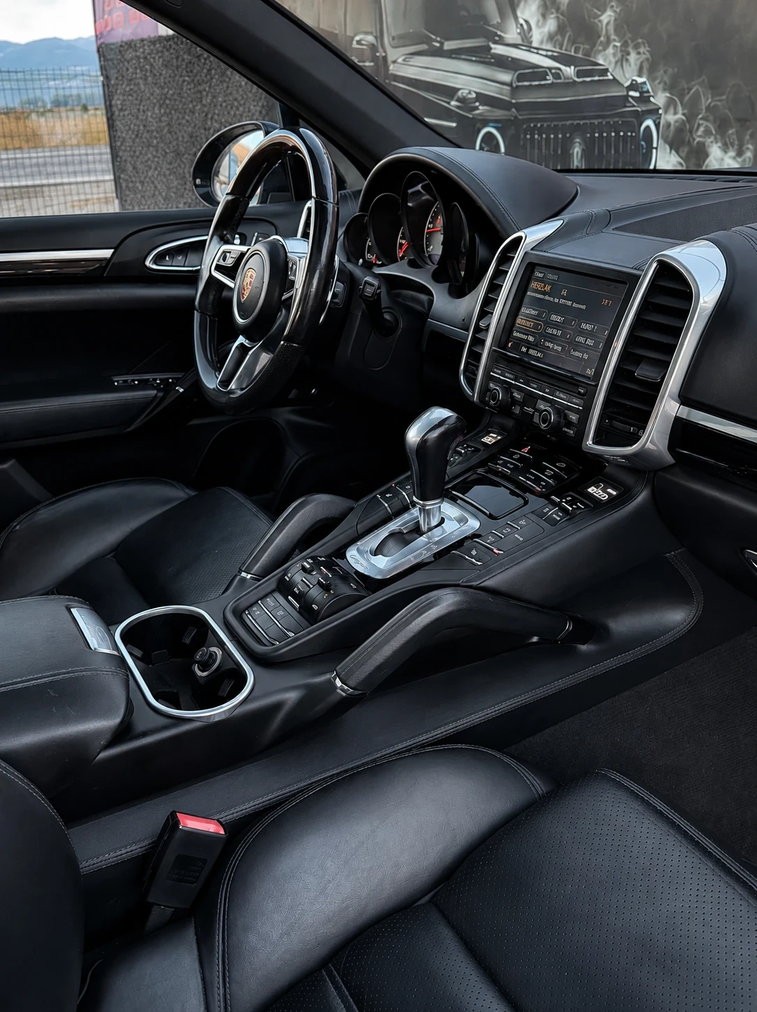 Porsche Cayenne 4.2TDI| V8| GTS OPTIC| MATRIX| PANO| BOSE| ЛИЗИНГ, снимка 10 - Автомобили и джипове - 55879248