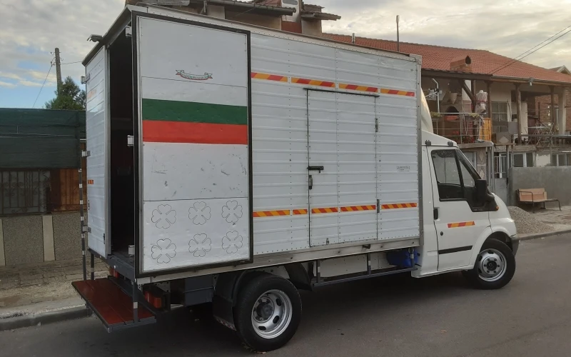 Ford Transit 2.4TDE, снимка 9 - Бусове и автобуси - 46627529