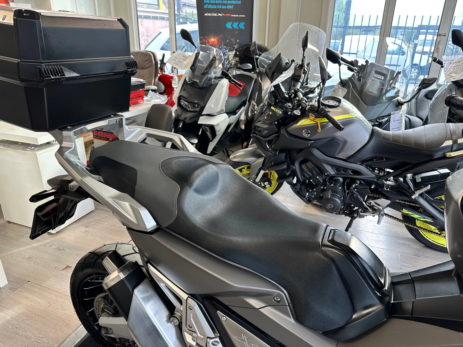 Honda X-ADV 750 ABS/LED регистриран, снимка 4 - Мотоциклети и мототехника - 56226061