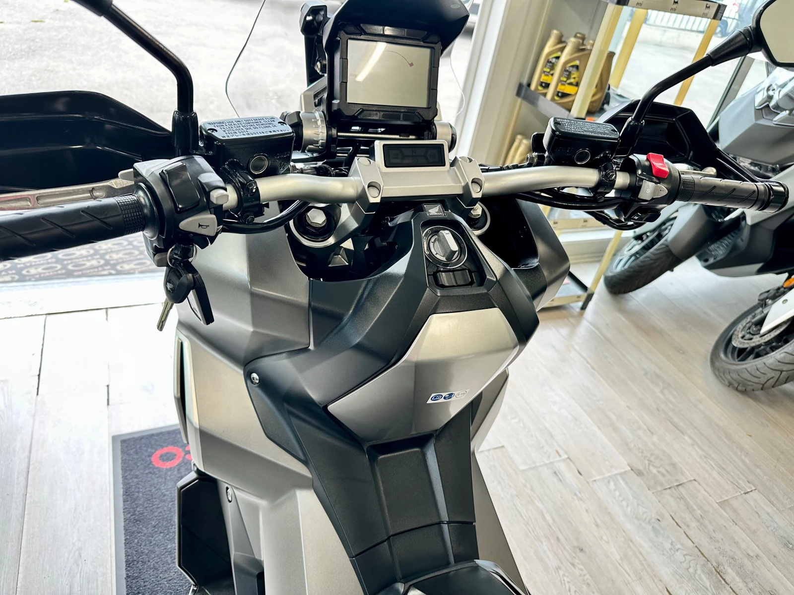 Honda X-ADV 750 ABS/LED регистриран, снимка 3 - Мотоциклети и мототехника - 56226061