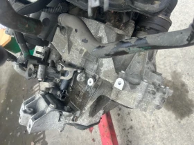 Ръчна скоростна кутия за Volkswagen Golf VI Hatchback (10.2008 - 02.2014) 1.4 TSI, 122 к.с., снимка 2