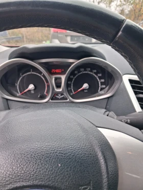Ford Fiesta 1.6 tdci, снимка 9