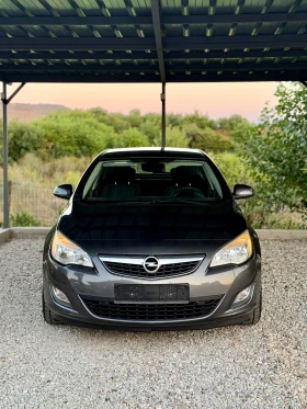 Обява за продажба на Opel Astra 2.0CDTI 162kc АВТОМАТ ~8 500 лв. - изображение 1