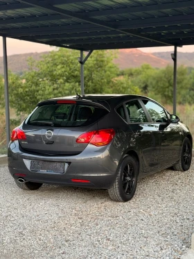 Обява за продажба на Opel Astra 2.0CDTI 162kc АВТОМАТ ~8 500 лв. - изображение 3