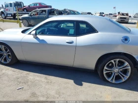 Dodge Challenger 5.7L V-8 VVT, 372HP Rear Wheel Drive - 28600 лв. / 14622.95 € - 48322936 7
