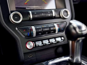Ford Mustang EcoBoost Premium Convertible - 37999 лв. / 19428.58 € - 15709518 13
