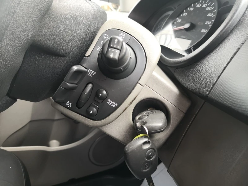 Renault Kangoo 1.6i, снимка 11 - Автомобили и джипове - 46238498