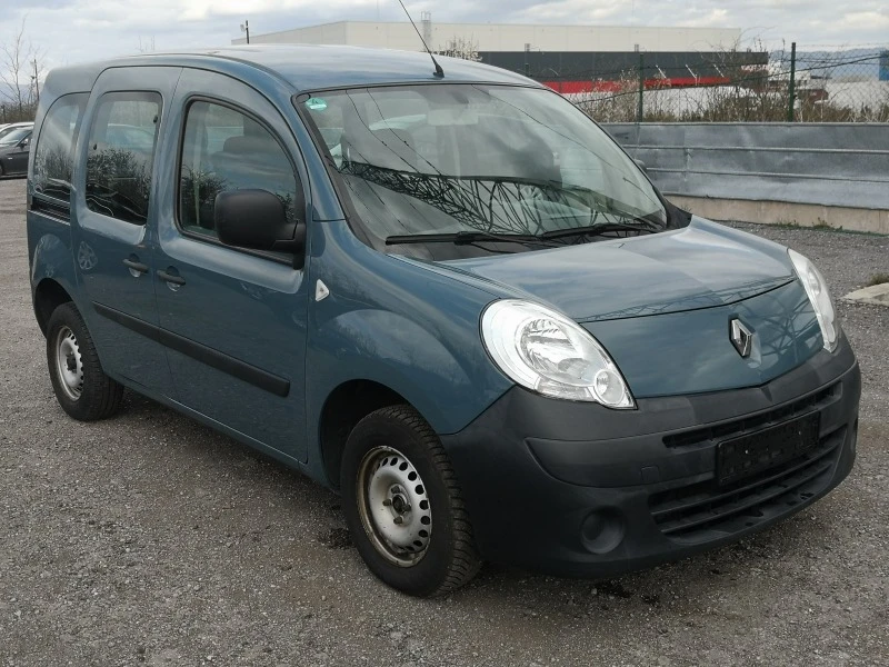 Renault Kangoo 1.6i, снимка 3 - Автомобили и джипове - 46238498