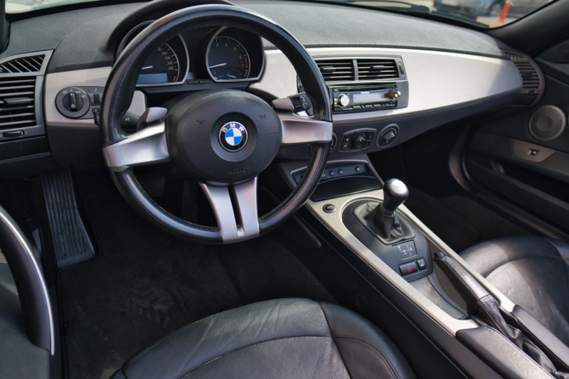 BMW Z4 2.5i, снимка 6 - Автомобили и джипове - 46171255
