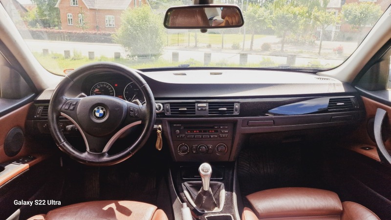 BMW 320 Седан, снимка 8 - Автомобили и джипове - 46449378
