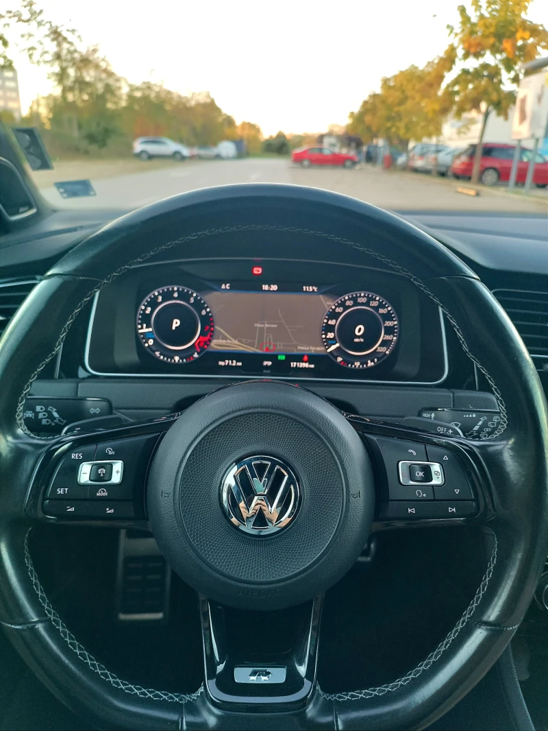 VW Golf R 2.0TSI 4MOTION, снимка 13 - Автомобили и джипове - 47661107