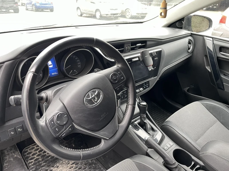 Toyota Auris TOURING SPORTS 1.2T SOL, снимка 5 - Автомобили и джипове - 49149363