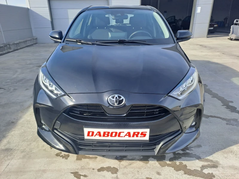 Toyota Yaris 1, 5 HYRID, снимка 1 - Автомобили и джипове - 49234693