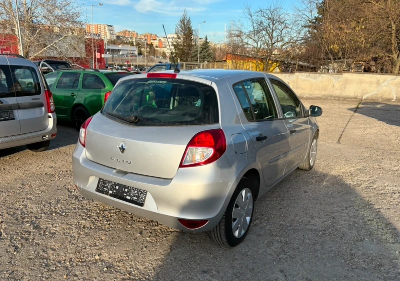 Renault Clio 1.2i 75hp 70000km, снимка 7 - Автомобили и джипове - 49433332