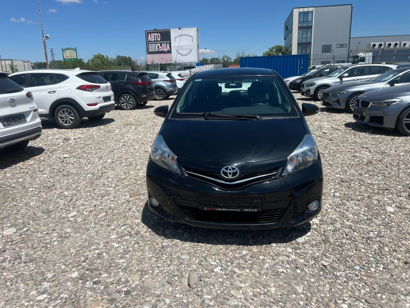 Toyota Yaris 1.0 VVTI, снимка 2 - Автомобили и джипове - 50973515