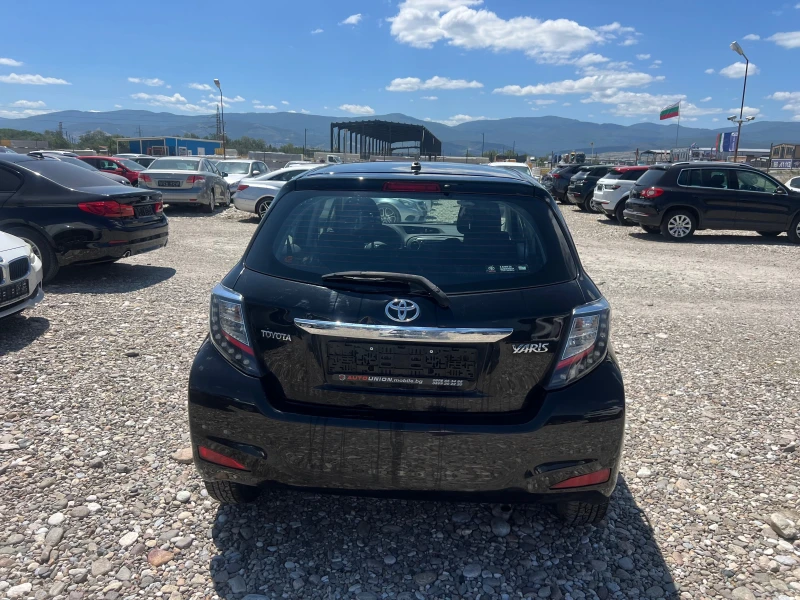 Toyota Yaris 1.0 VVTI, снимка 6 - Автомобили и джипове - 50973515
