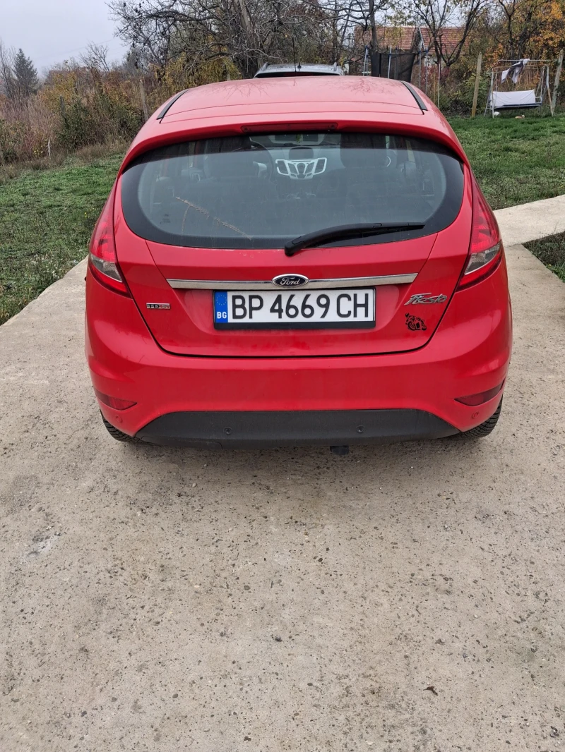 Ford Fiesta 1.6 tdci, снимка 4 - Автомобили и джипове - 52485037