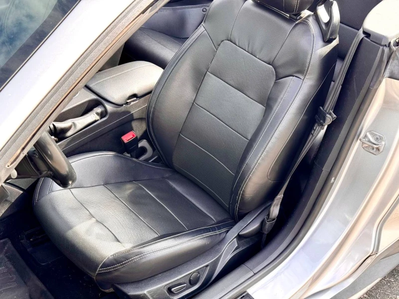 Ford Mustang EcoBoost Premium Convertible, снимка 15 - Автомобили и джипове - 52588079