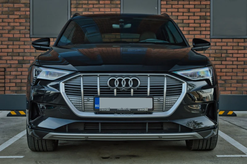 Audi E-Tron 55 QUATTRO, снимка 3 - Автомобили и джипове - 52883533
