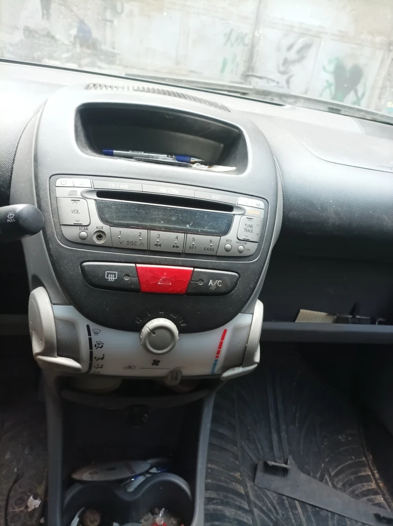 Toyota Aygo 1.0 бензин. 1KR. , снимка 3 - Автомобили и джипове - 52943722