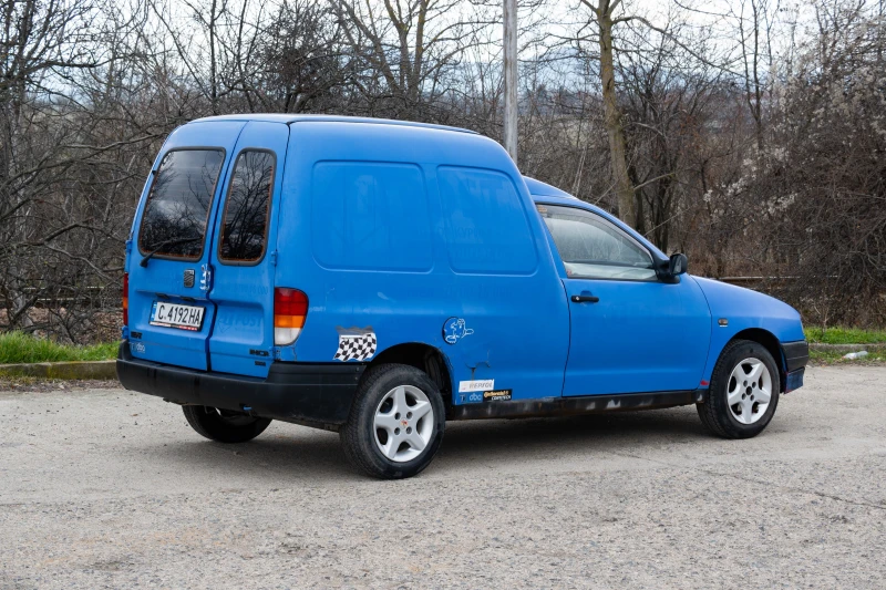 Seat Inka, снимка 3 - Автомобили и джипове - 53013675