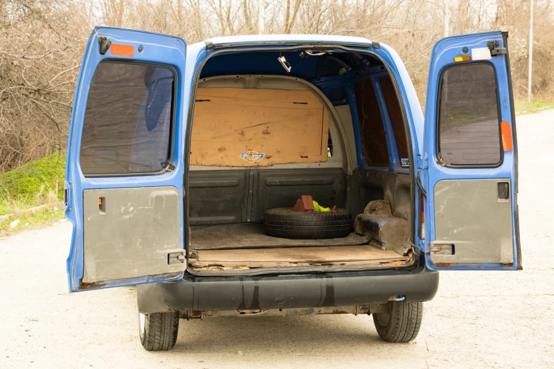 Seat Inka, снимка 5 - Автомобили и джипове - 53013675