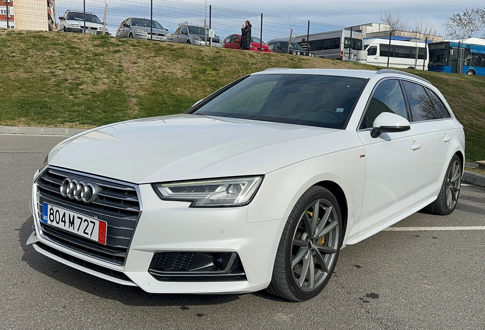 Audi A4 VIRTUAL* 2X S-LINE* LED-MATRIX* 190hp* AMBIENT* , снимка 1