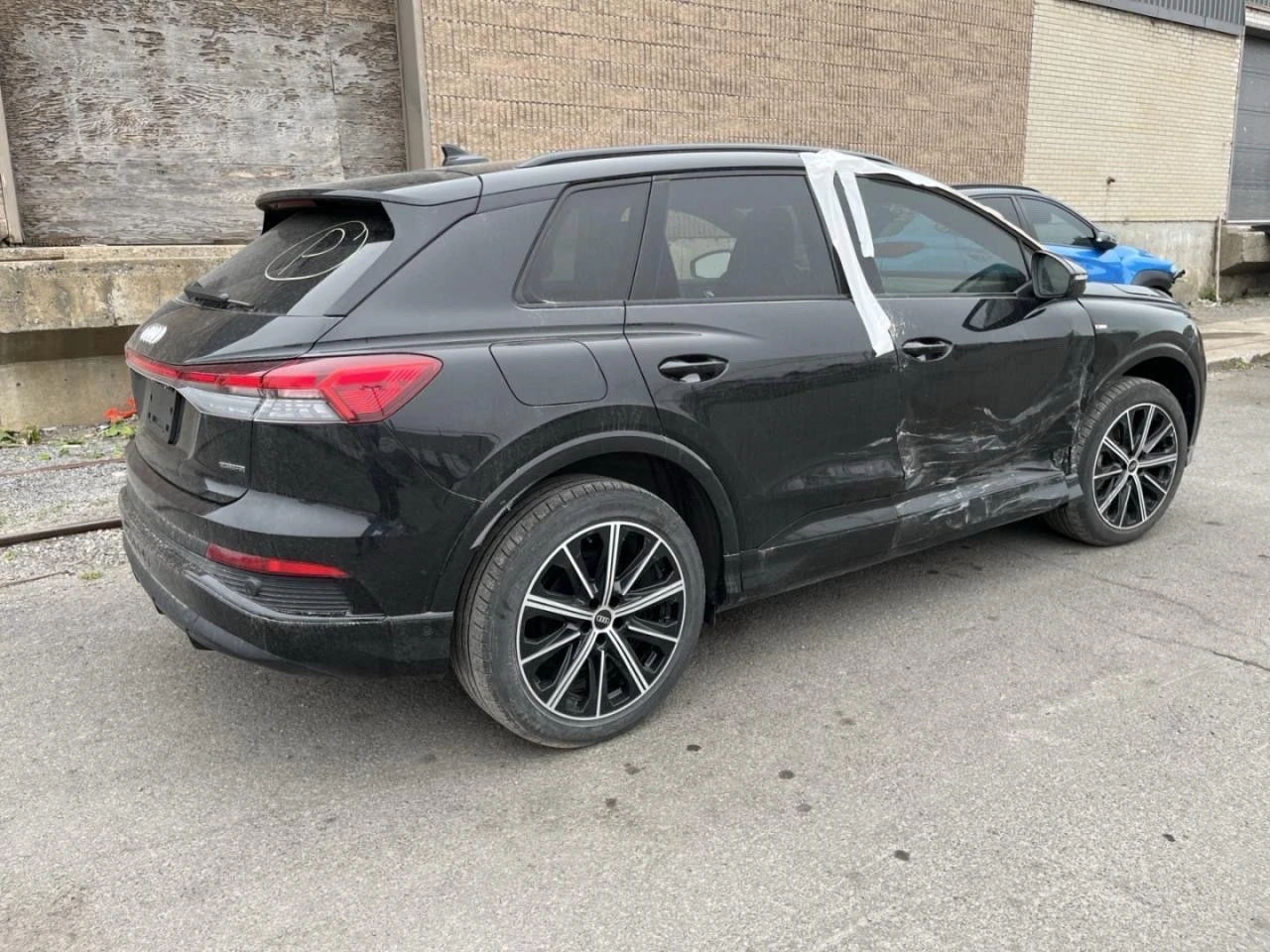 Audi E-Tron Q4 S Line * 50 Quattro - изображение 3