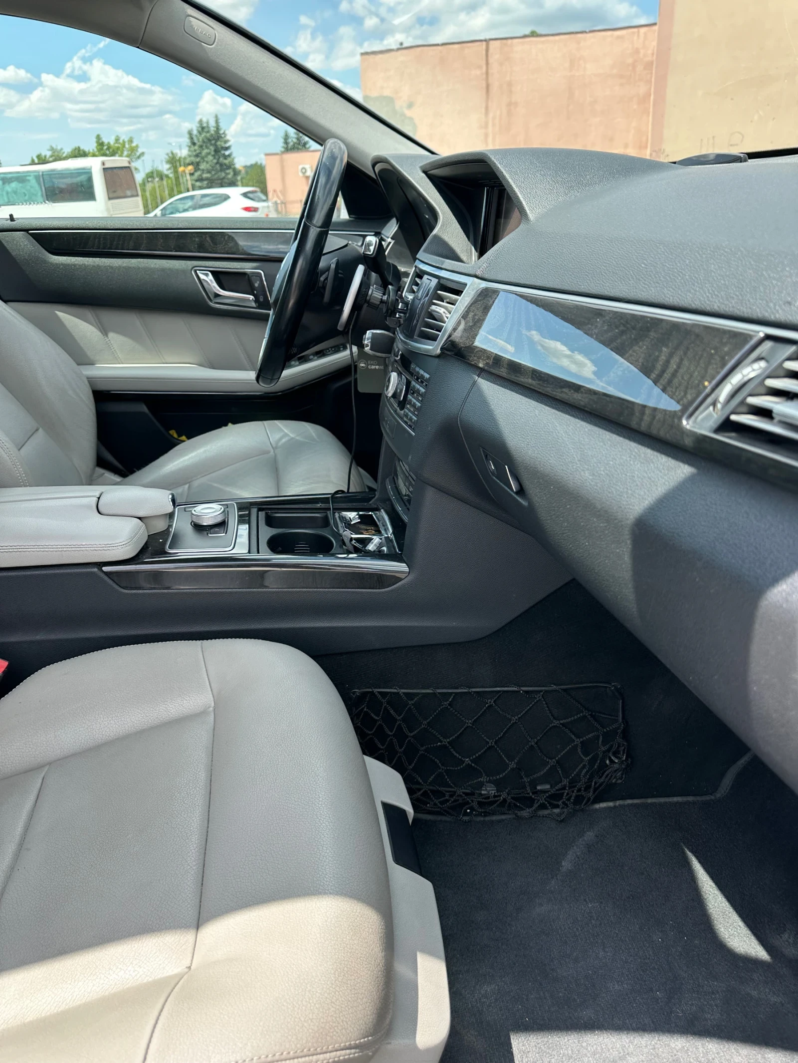 Mercedes-Benz E 350  - изображение 9