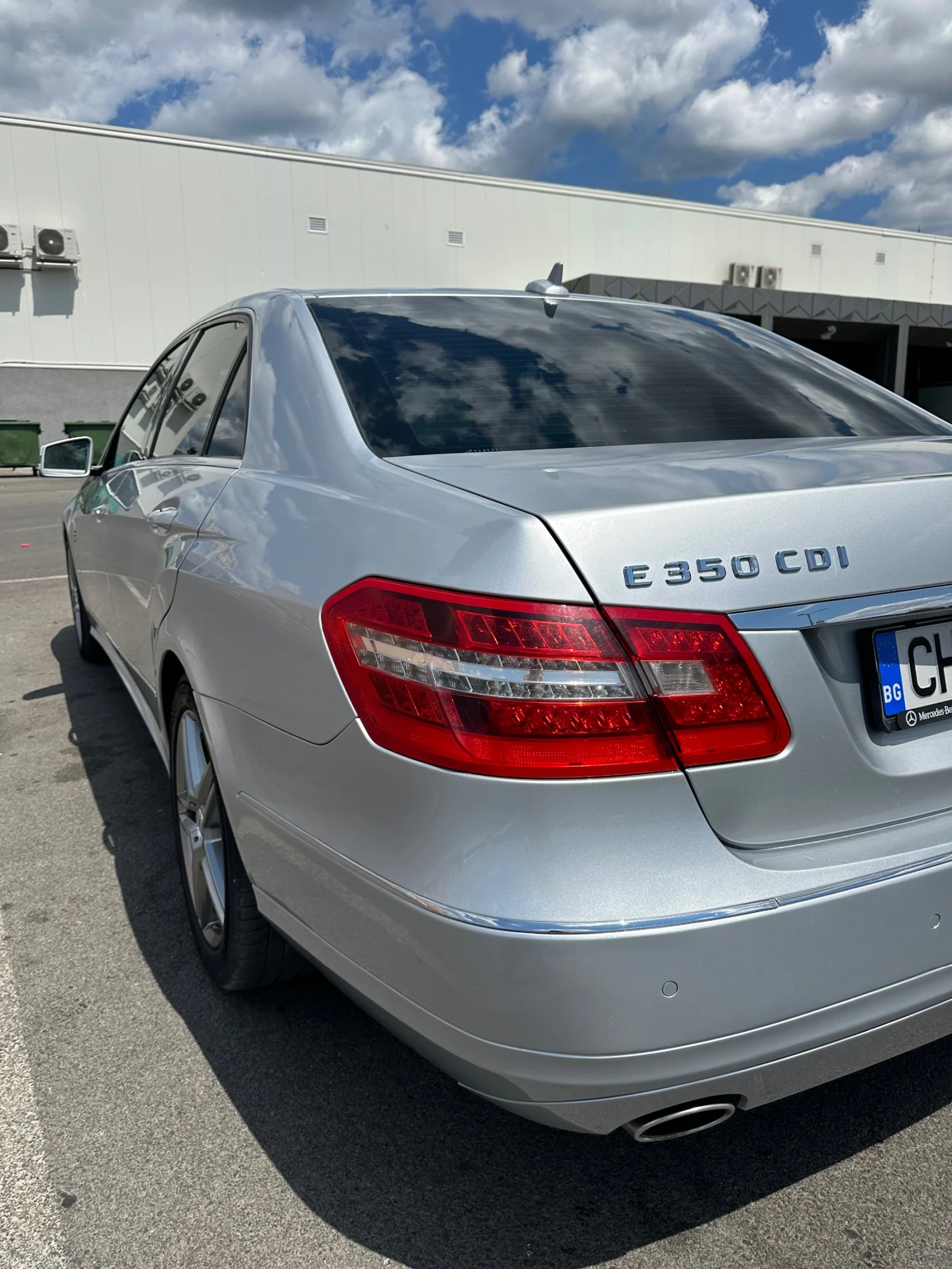 Mercedes-Benz E 350  - изображение 6