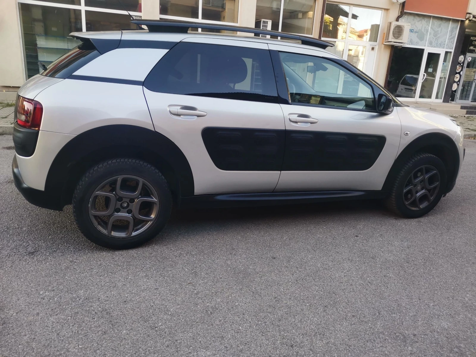 Citroen C4 Cactus 1.6HDI-100  - изображение 3