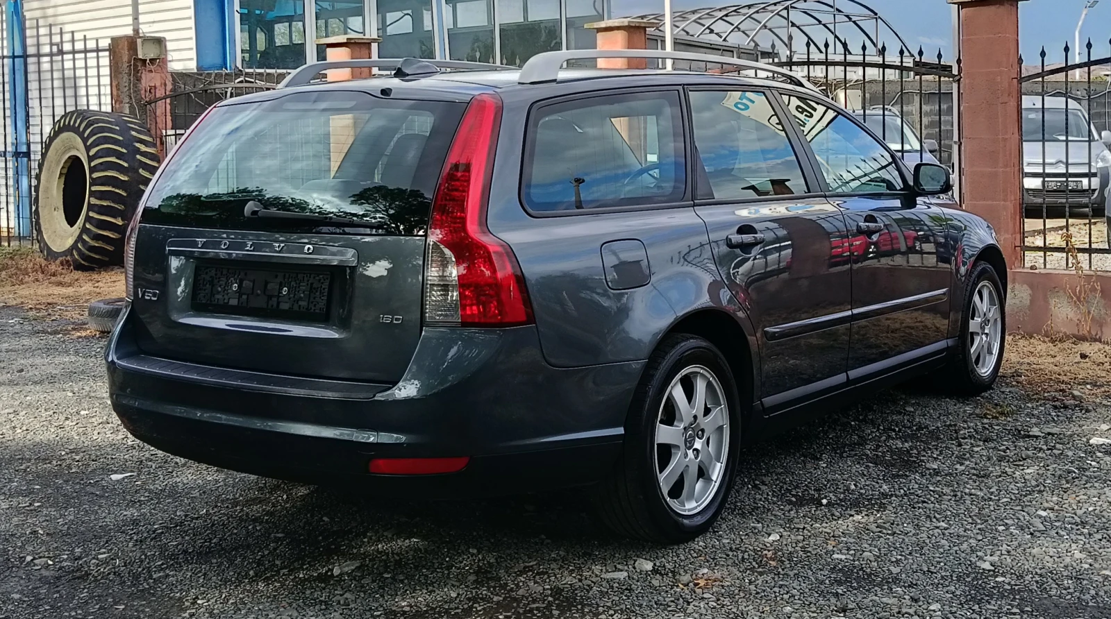 Volvo V50 1.6D - изображение 4