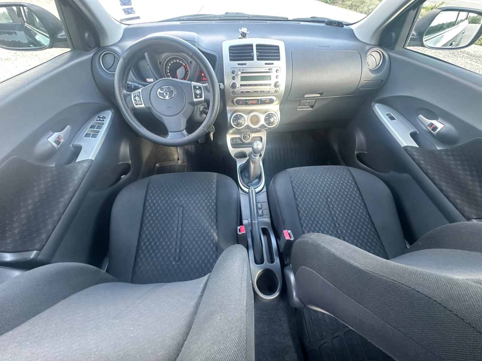 Toyota Urban Cruiser 1.4D4D* 4x4* KLIMA* REALNI KM*  - изображение 10