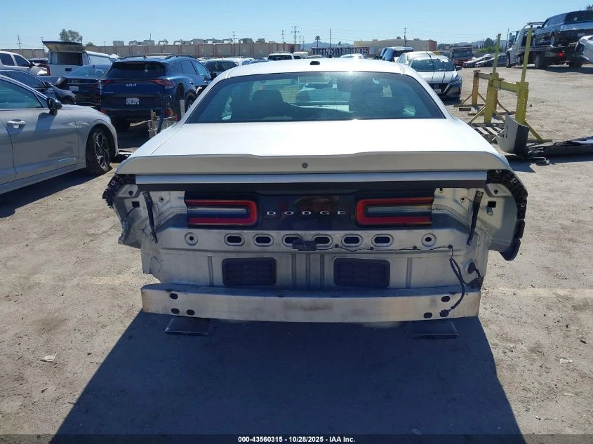 Dodge Challenger 5.7L V-8 VVT, 372HP Rear Wheel Drive | Mobile.bg   9