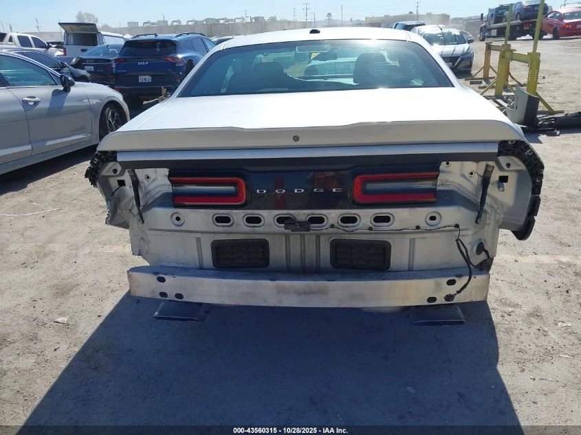 Dodge Challenger 5.7L V-8 VVT, 372HP Rear Wheel Drive | Mobile.bg   13