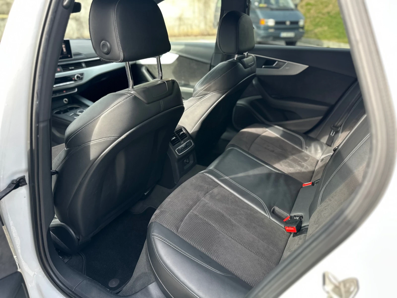 Audi A4 VIRTUAL* 2X S-LINE* LED-MATRIX* 190hp* AMBIENT*  | Mobile.bg � ����������� 10