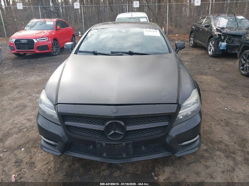 Mercedes-Benz CLS 550 4.6l 4Matic, снимка 12 - Автомобили и джипове - 53831460