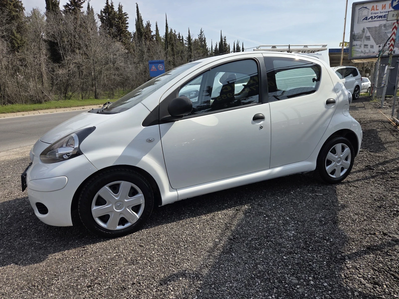 Toyota Aygo 1, 0 i benzin 68hp