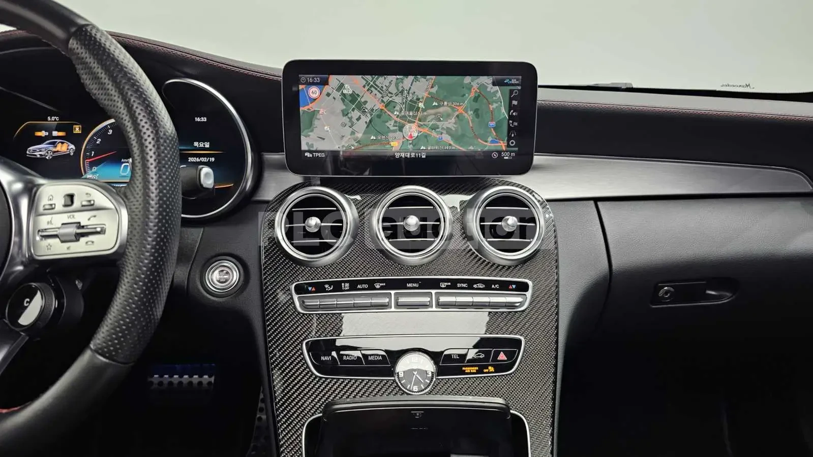 Mercedes-Benz C 43 AMG 2021* DIGITAL* HEAD-UP* ALCANTARA* BURMASTER* КРАЙ, снимка 7 - Автомобили и джипове - 53966385