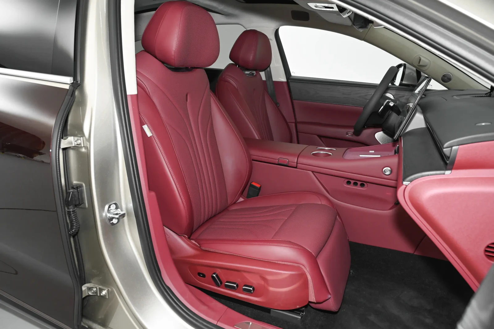 Voyah Free Chasing Light L | Mobile.bg � ����������� 10