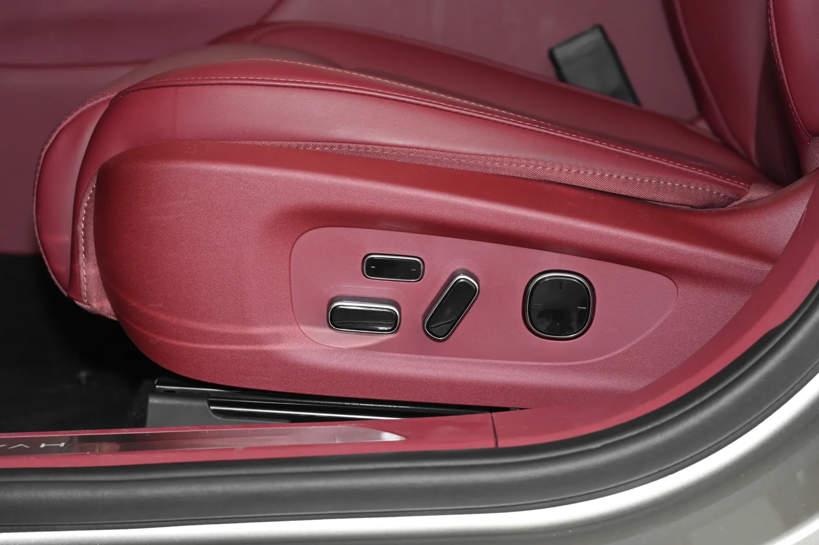 Voyah Free Chasing Light L | Mobile.bg � ����������� 13