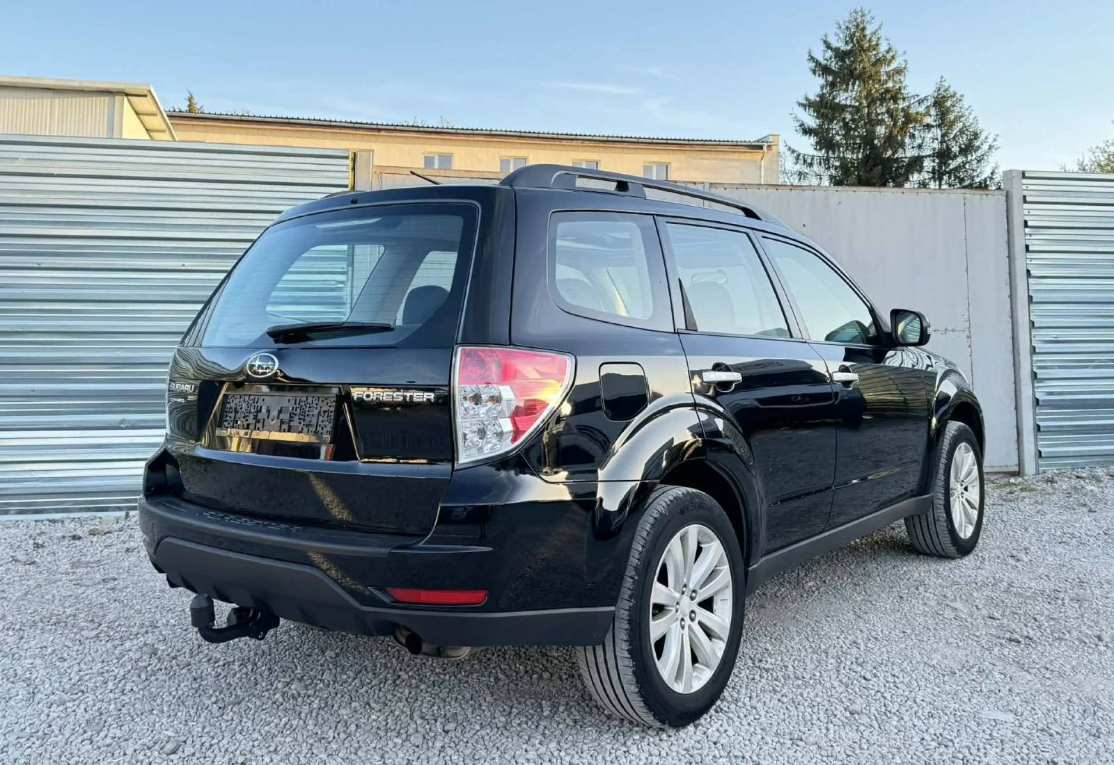 Subaru Forester АВТОМАТ* ГАЗ, снимка 11 - Автомобили и джипове - 54347001