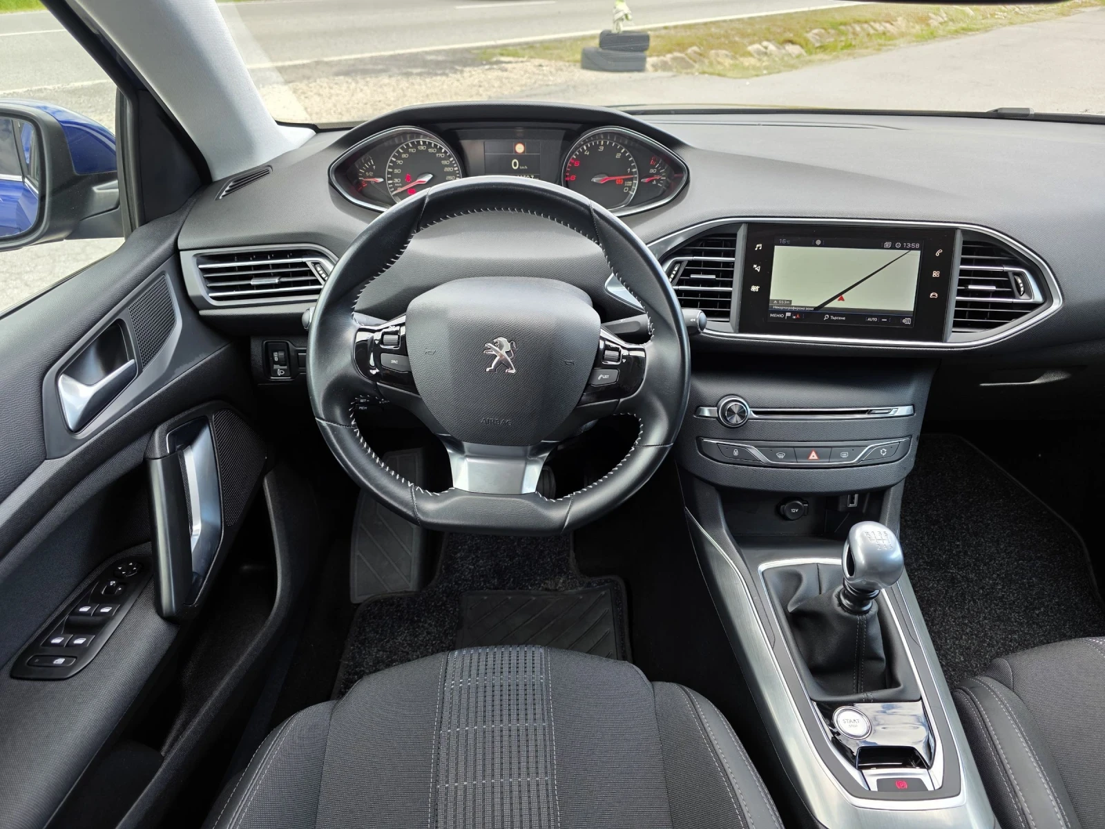 Peugeot 308 53000km. Allure Face, снимка 9 - Автомобили и джипове - 54390118